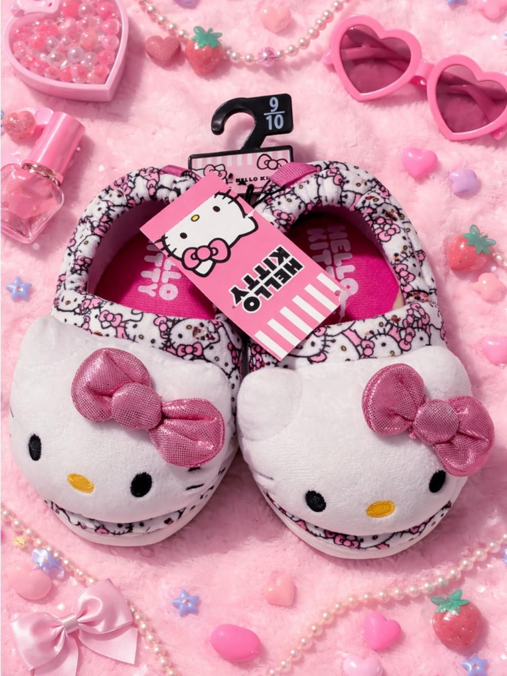 Hello Kitty Plush Slippers Girls Size 9/10 Pink Bow Cozy Cute NWT
